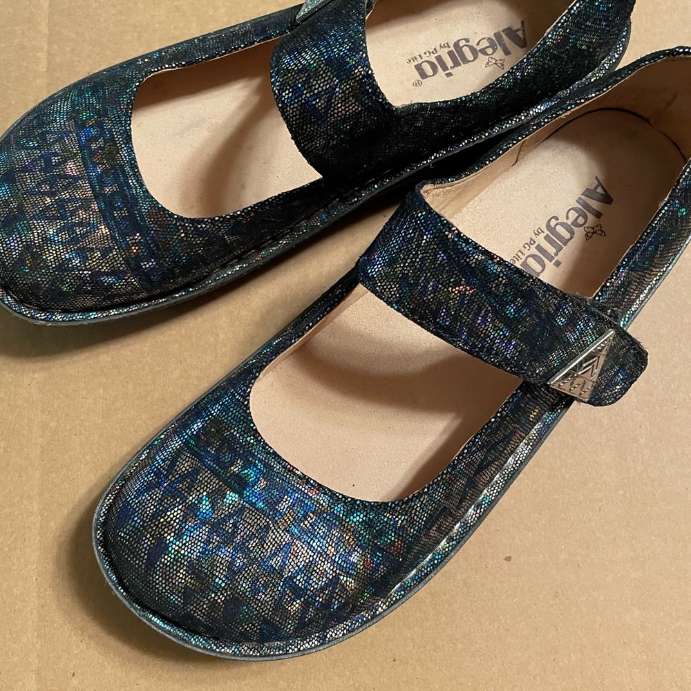 Algeria Shoes